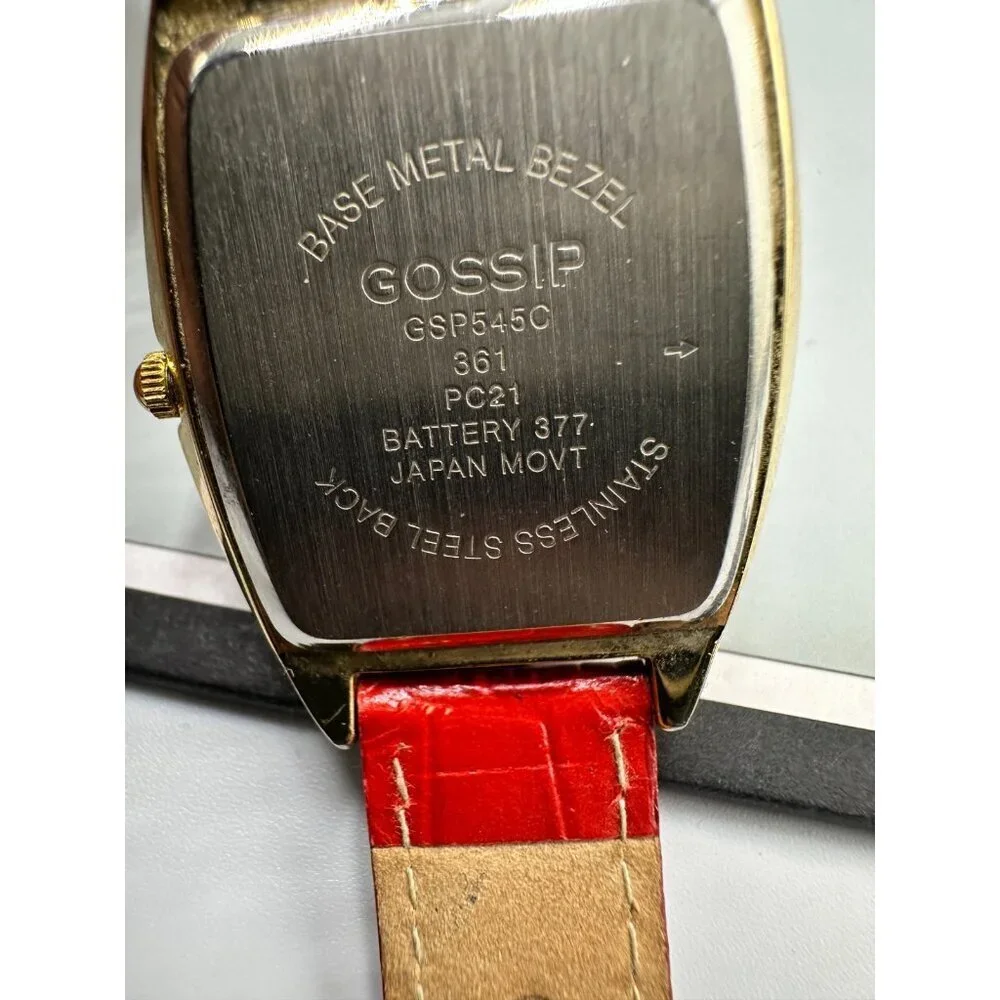Gossip Watch Women Gold Tone Barrel Case Red Leather Band New Battery 9